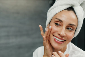 Przebarwienia na twarzy - plan pielęgnacji krok po kroku