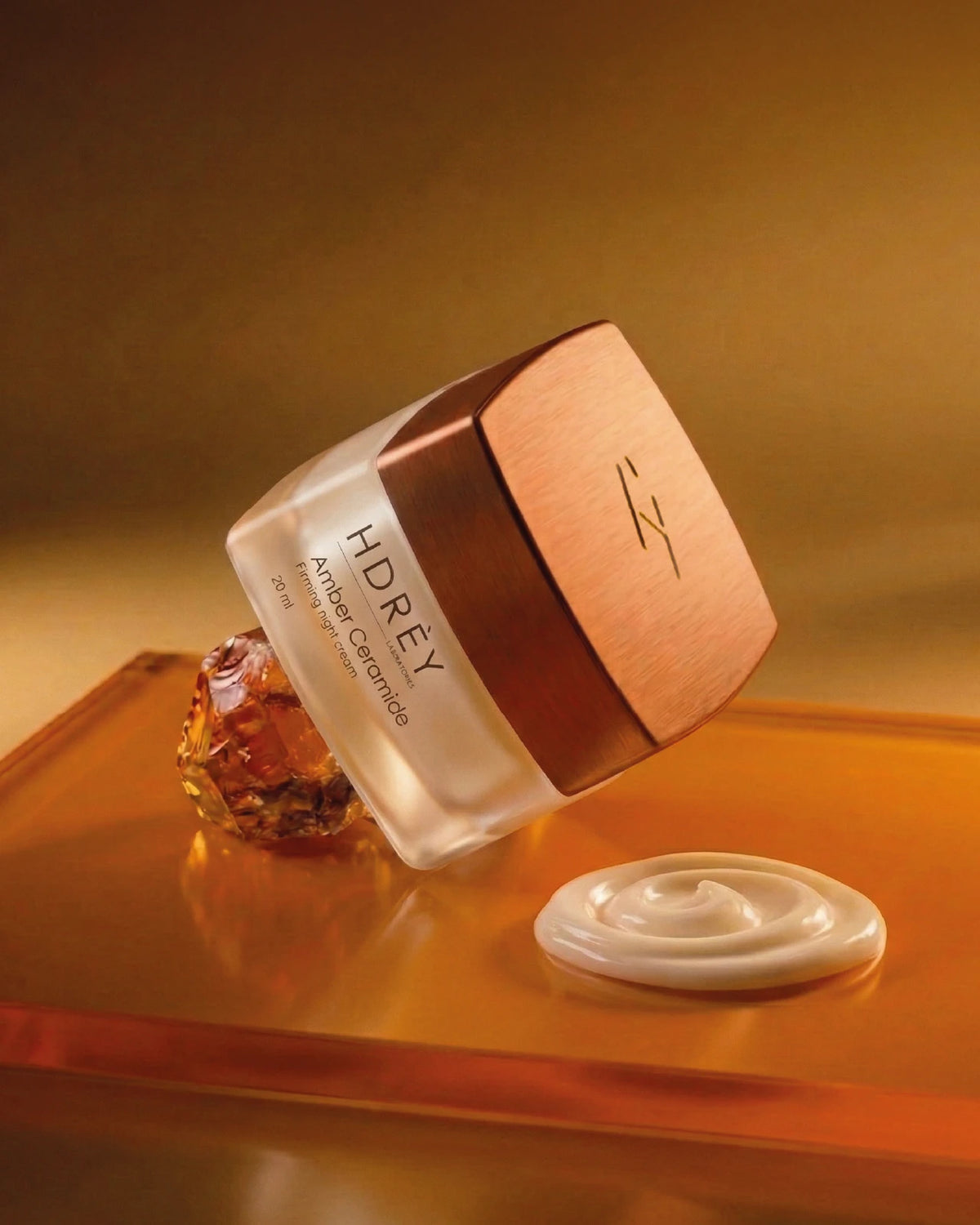 Ujędrniająco-regenerujący krem do twarzy na noc z ceramidami 20ml