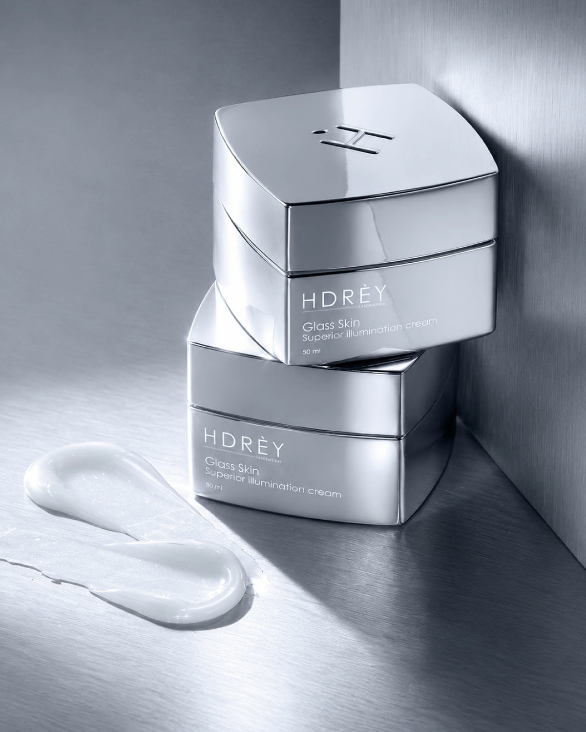 Rozświetlający krem Glass Skin 50 ml