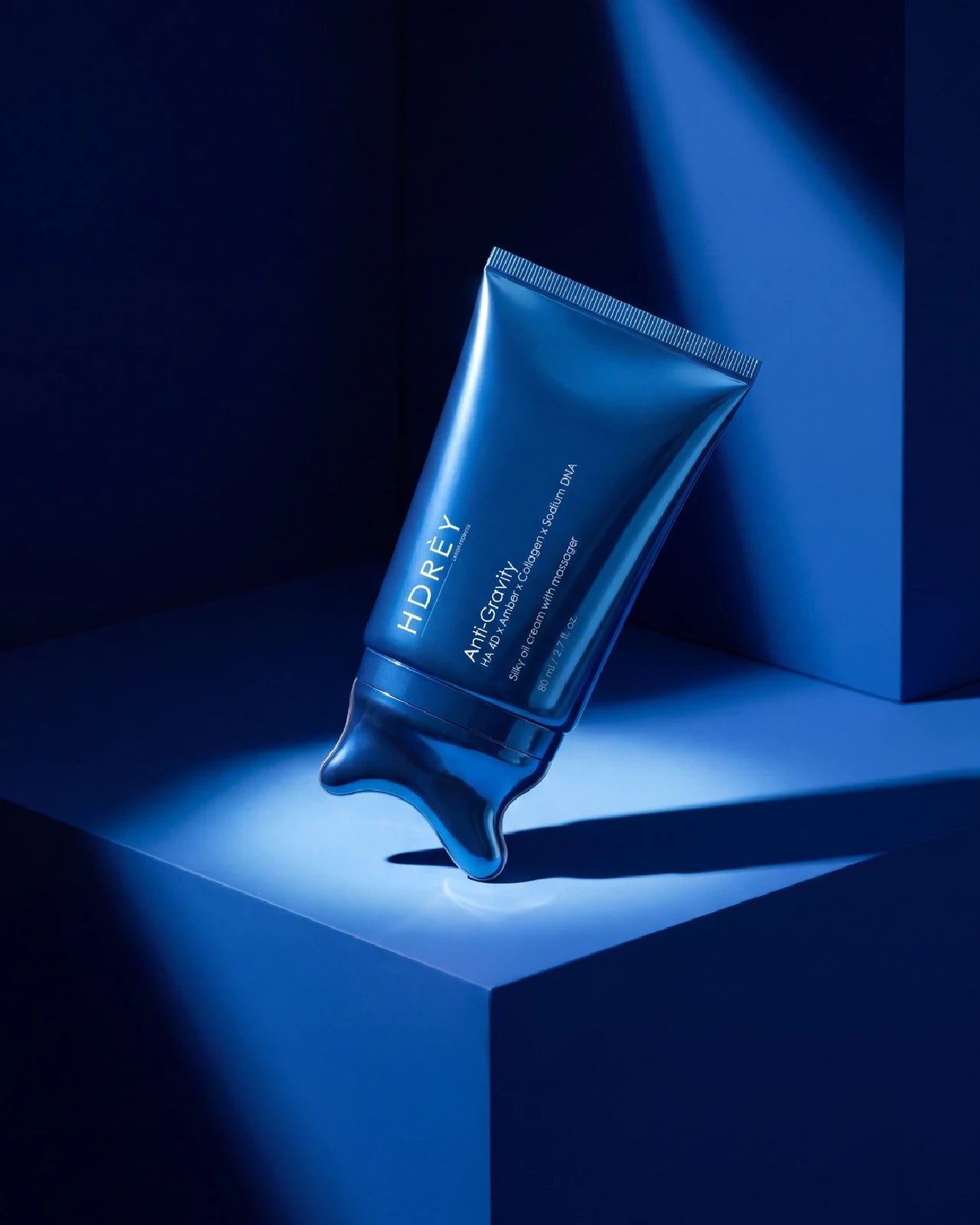 Modelujący owal krem z masażerem Anti-Gravity 80 ml