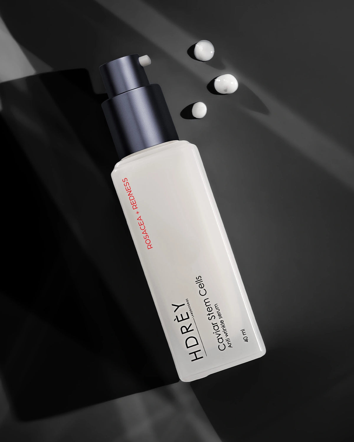 Przeciwzmarszczkowe serum do skóry z trądzikiem różowatym i zaczerwienieniami 40 ml
