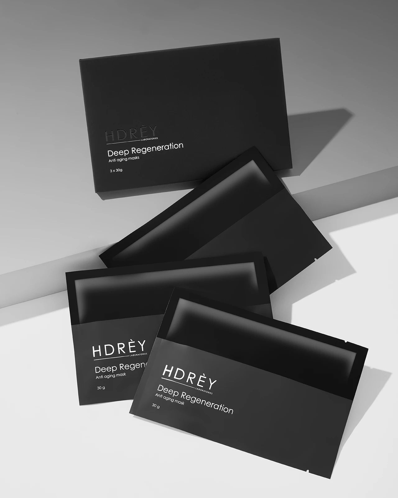 Przeciwzmarszczkowe i regenerujące maski w płacie z komórkami macierzystymi i ekstraktem z czarnej róży 3x30g