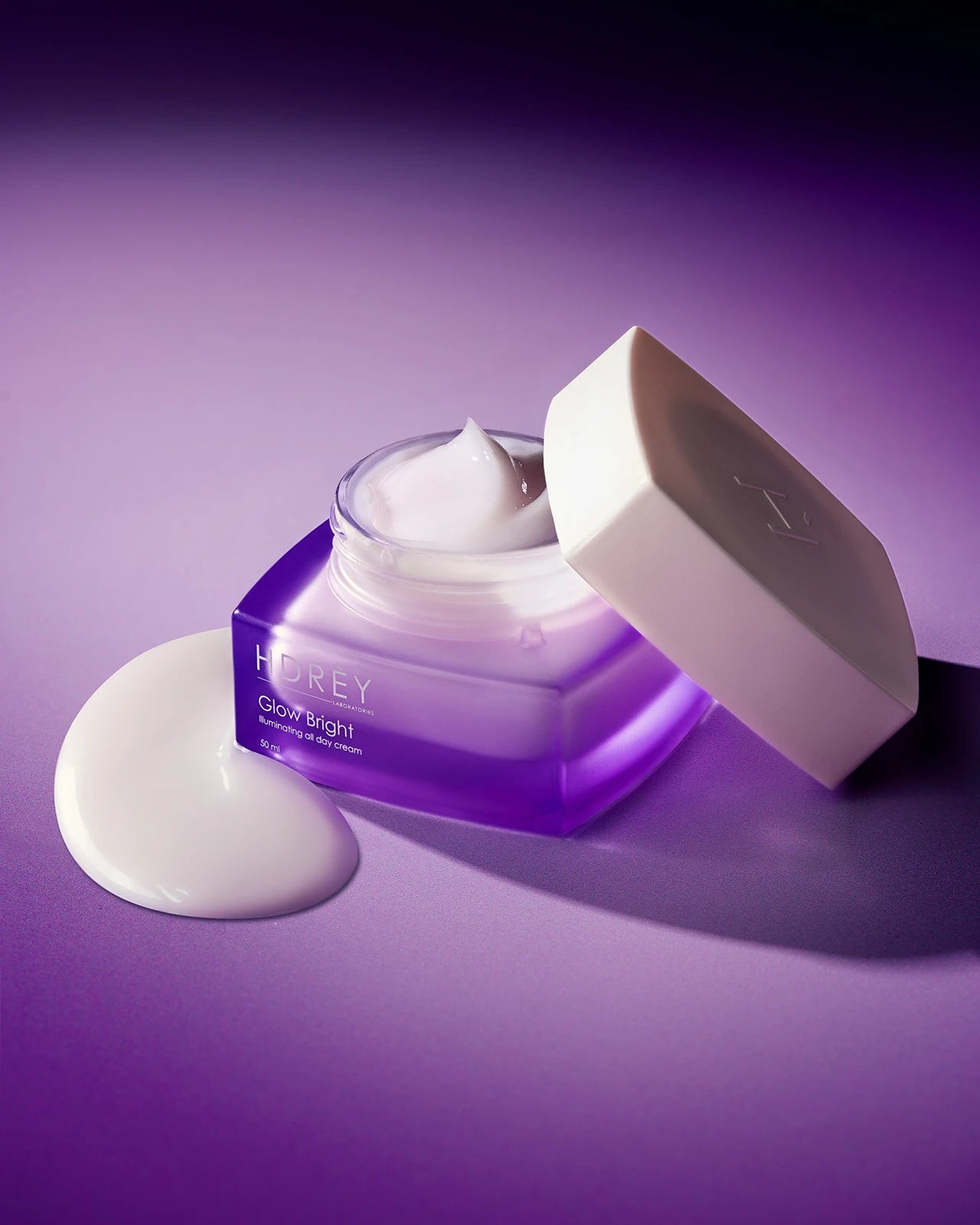 Rozświetlający krem do twarzy na dzień na przebarwienia 50ml