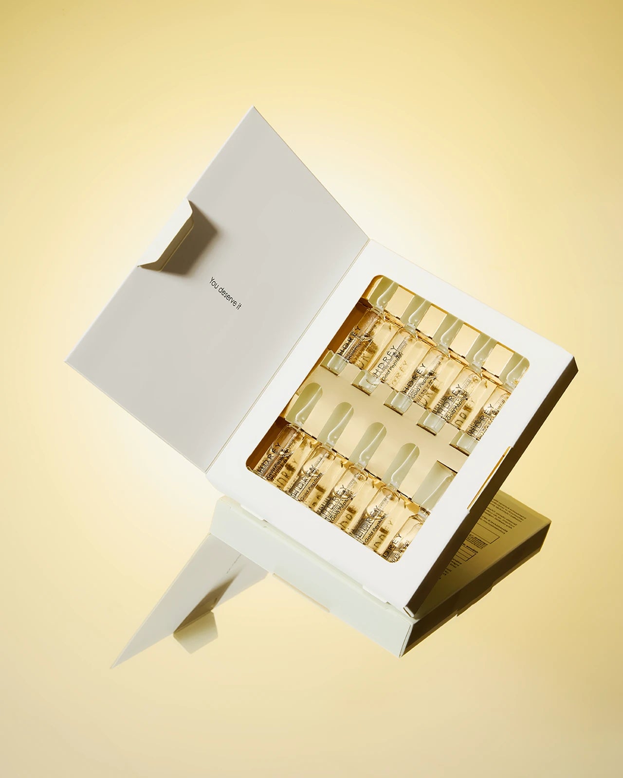 Ampułki liftingująco-nawilżające z peptydami i kwasem hialuronowym 10x2ml