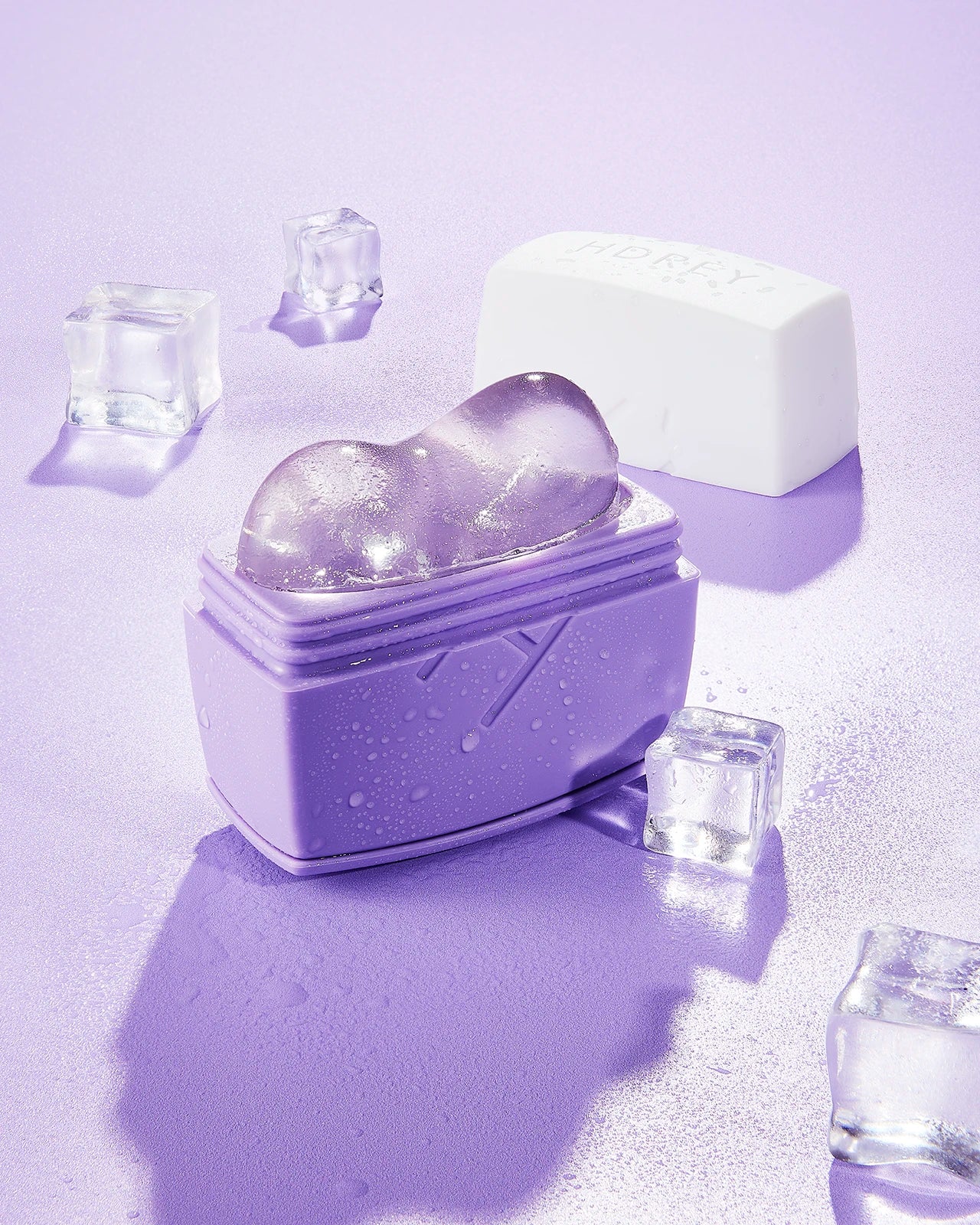 Rozświetlający Zestaw z Efektem Krioterapii + Ampułki Glow Bright