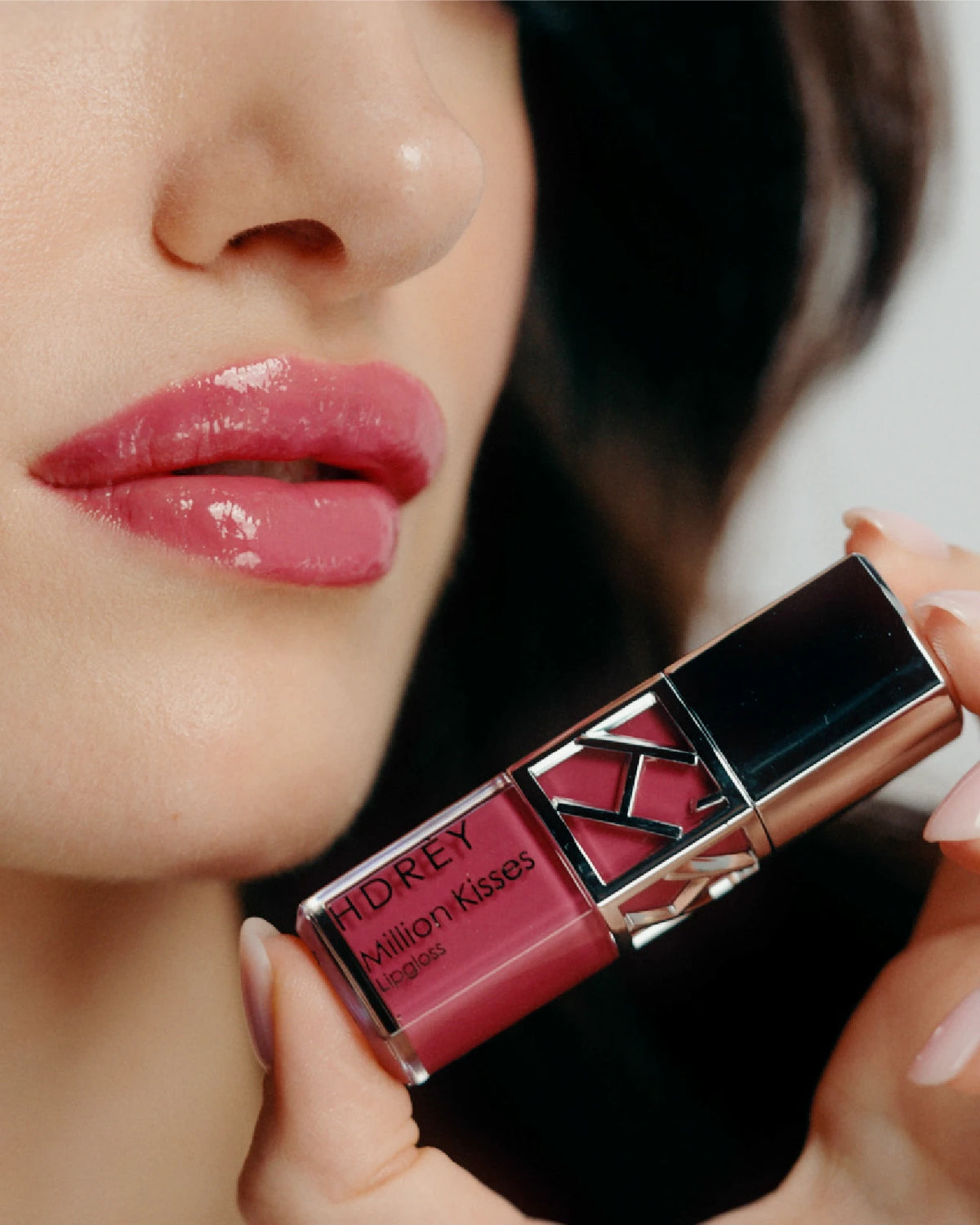 Million Kisses Lip Gloss 107 Burning Heart - 9 ml
