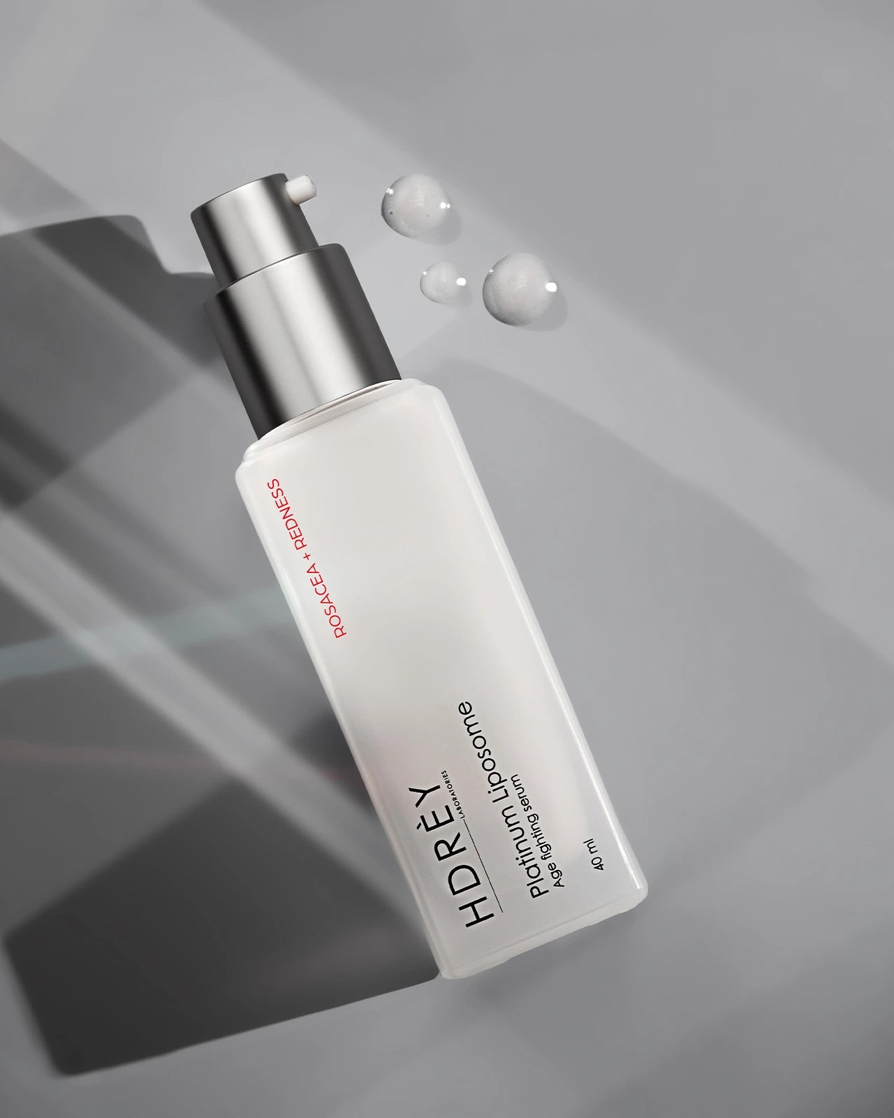 Przeciwstarzeniowe serum do skóry z trądzikiem różowatym i zaczerwienieniami 40 ml