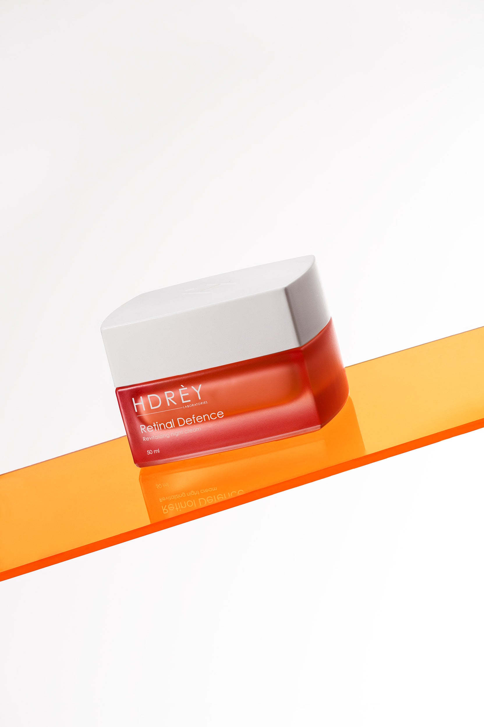 Rewitalizujący krem do twarzy na noc z retinalem 50ml