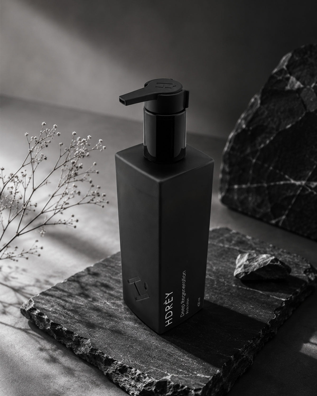 Regenerujący balsam do ciała Deep Regeneration 420 ml