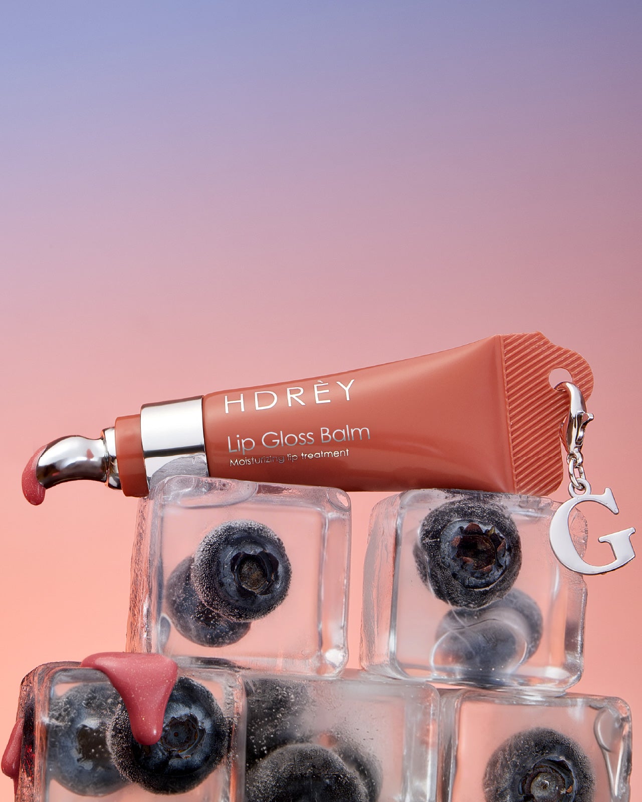 Błyszczyk do ust Cool Blueberry 10 ml (z literką)